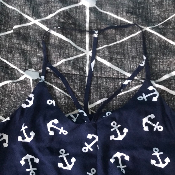 XS Tank top - Picture 2 of 4